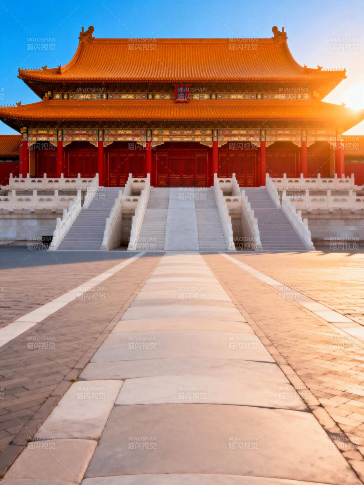 故宫金殿晨光图片