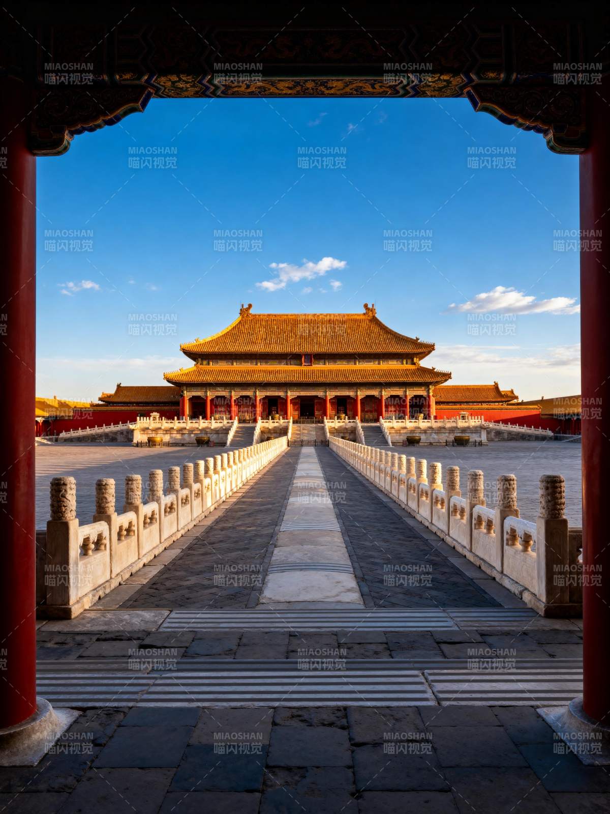 故宫太和殿远景图片