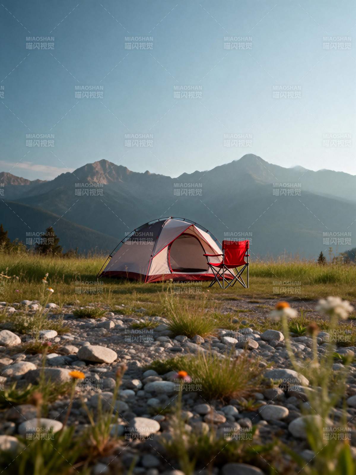 山野露营静谧时光图片