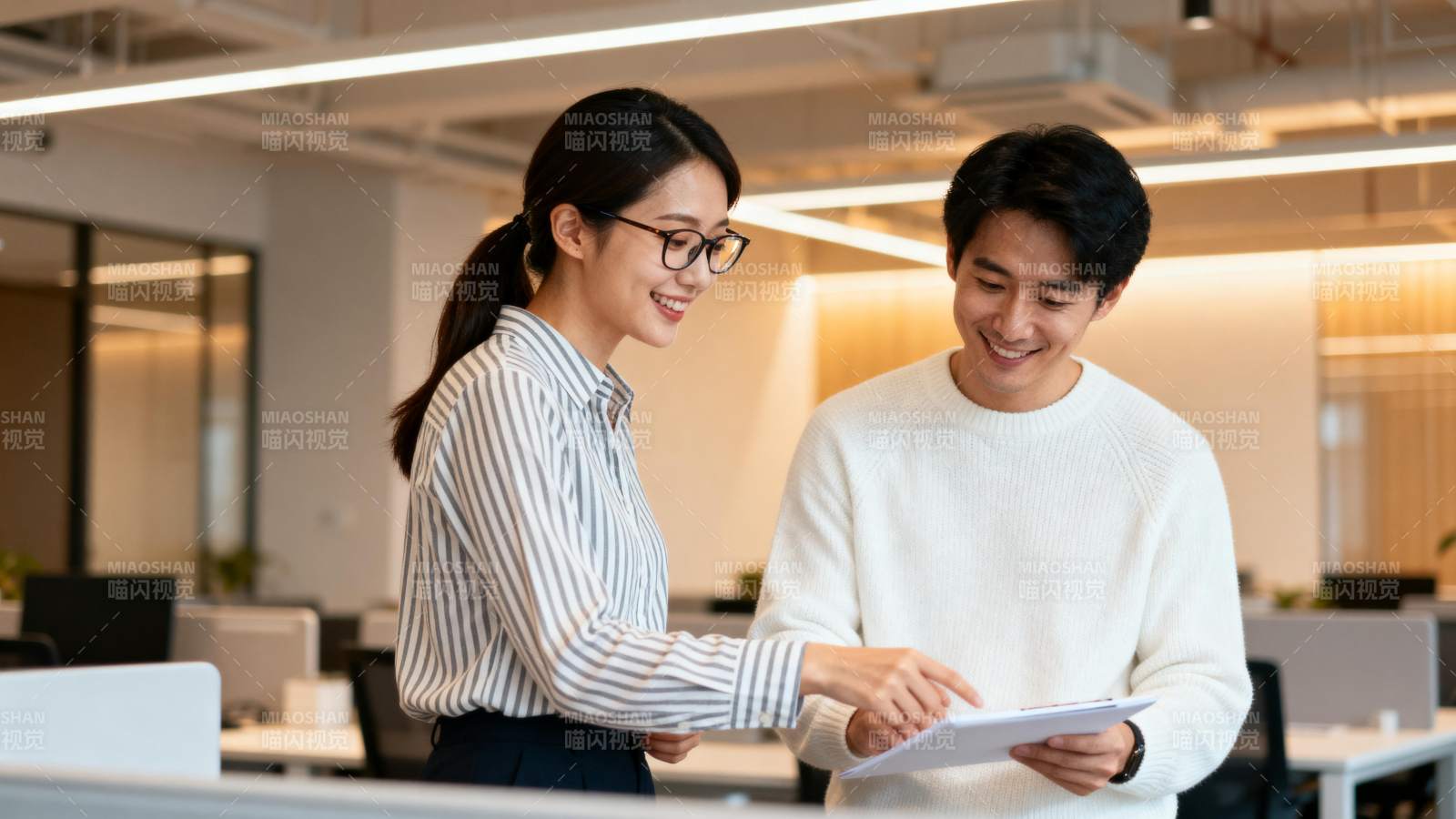 职场协作共进图片