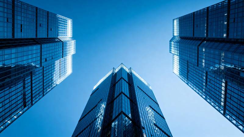 摩天大楼仰视图图片