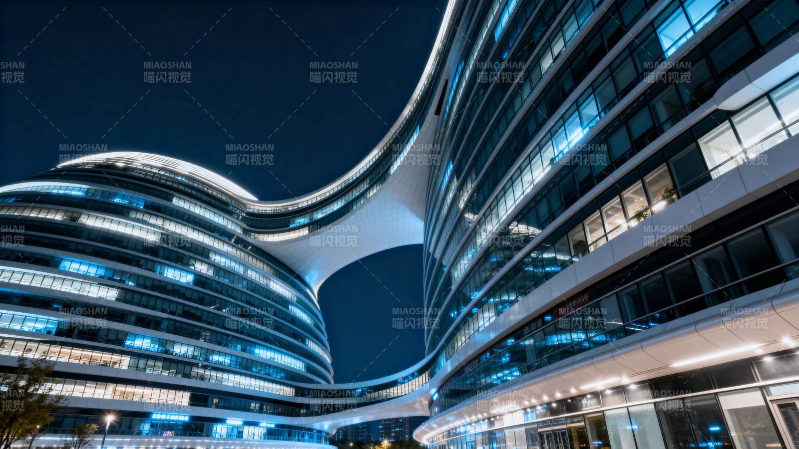 未来建筑夜景图片