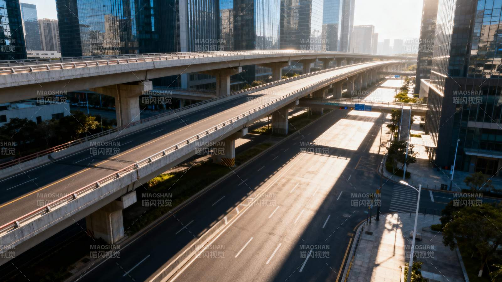城市高架桥晨景图片