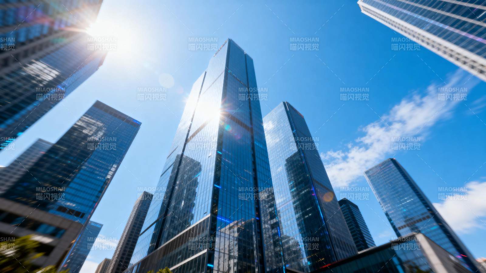 城市高楼林立图片