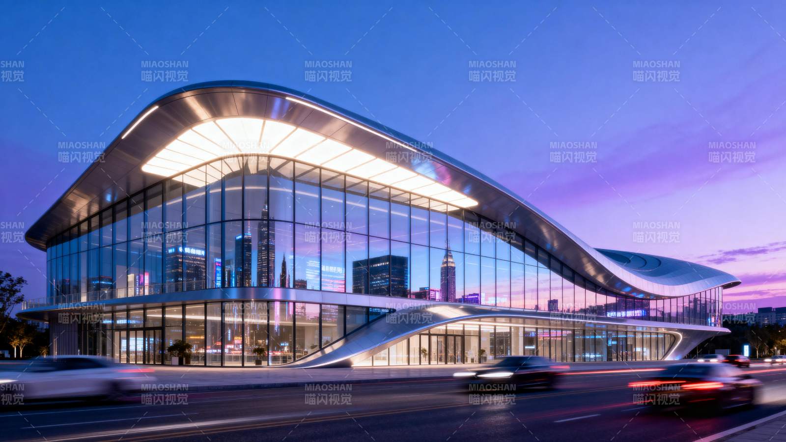 流线型现代建筑夜景图片