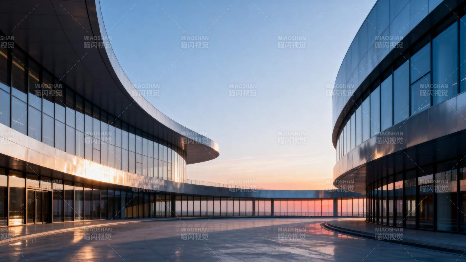 现代建筑晨曦美景图片