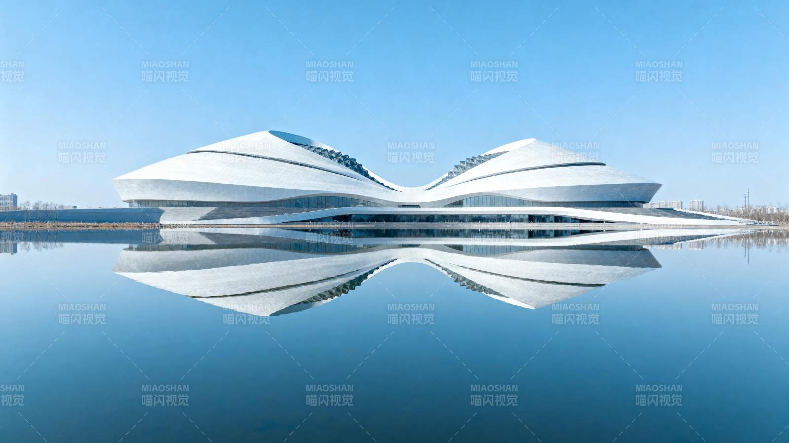 未来建筑倒影图片