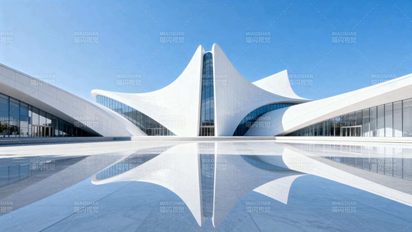 现代建筑倒影之美图片