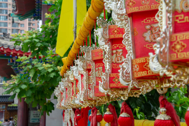 红灯笼迎新春图片