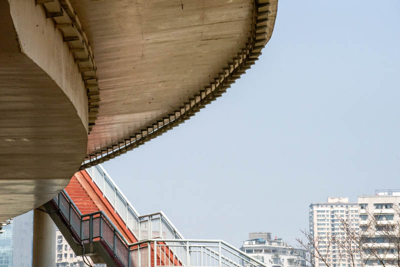 现代建筑曲线之美图片