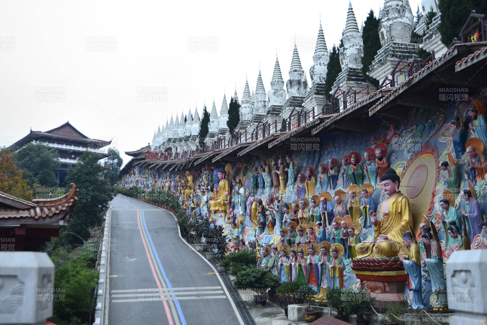 佛像壁画长廊图片