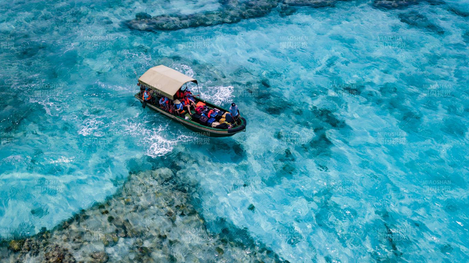 西沙群岛碧海游船图片