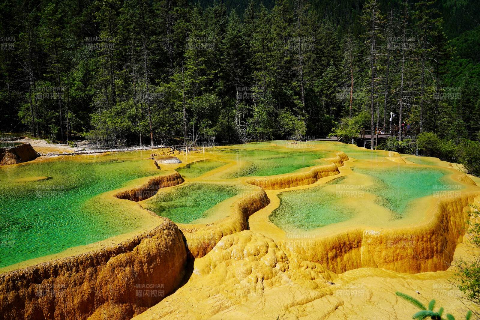 神仙池五彩池美景图片