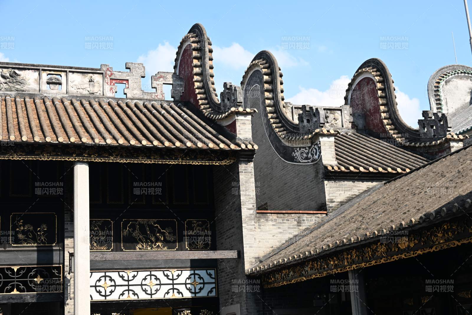 广东佛山祖庙古建筑屋顶图片