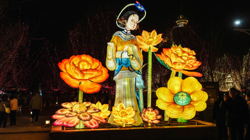 花灯璀璨夜景图片