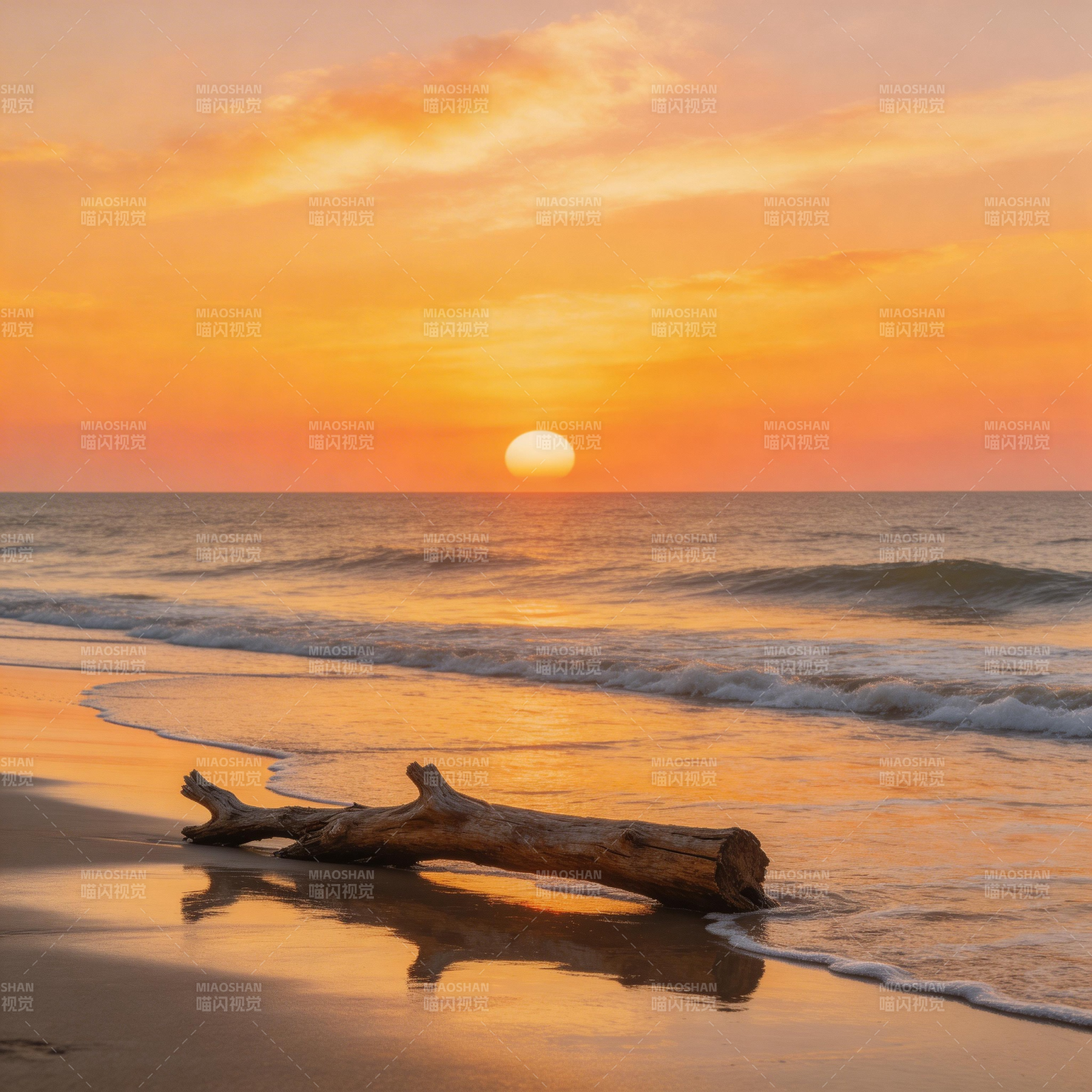 夕阳海滩静谧美图片