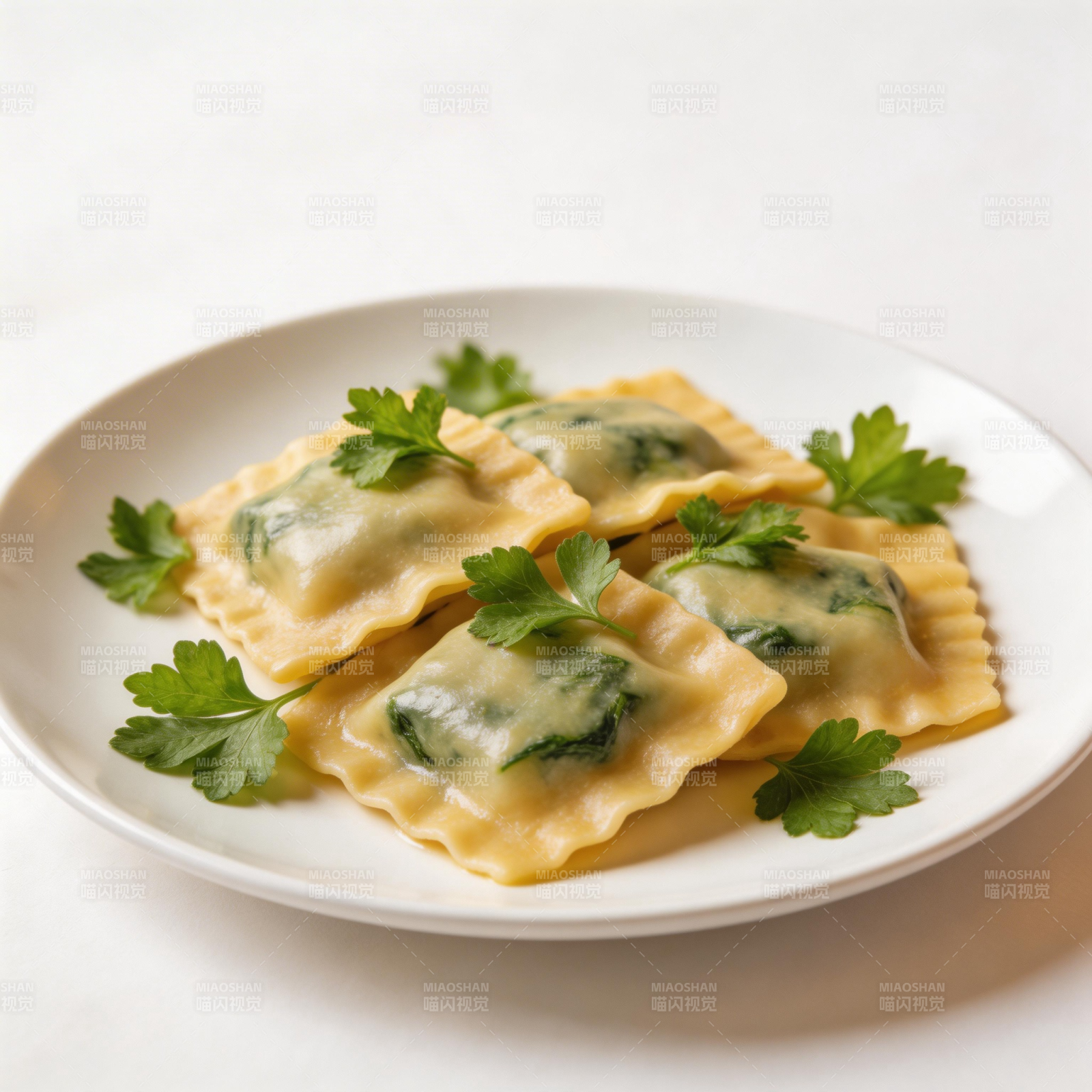 菠菜芝士饺子图片