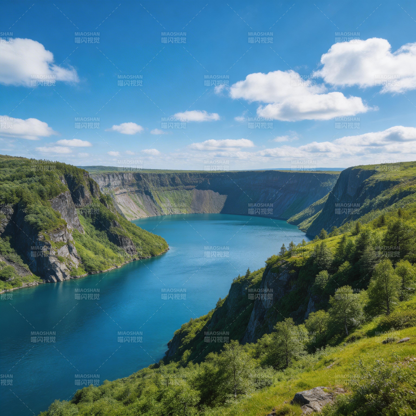碧湖峡谷风光图片