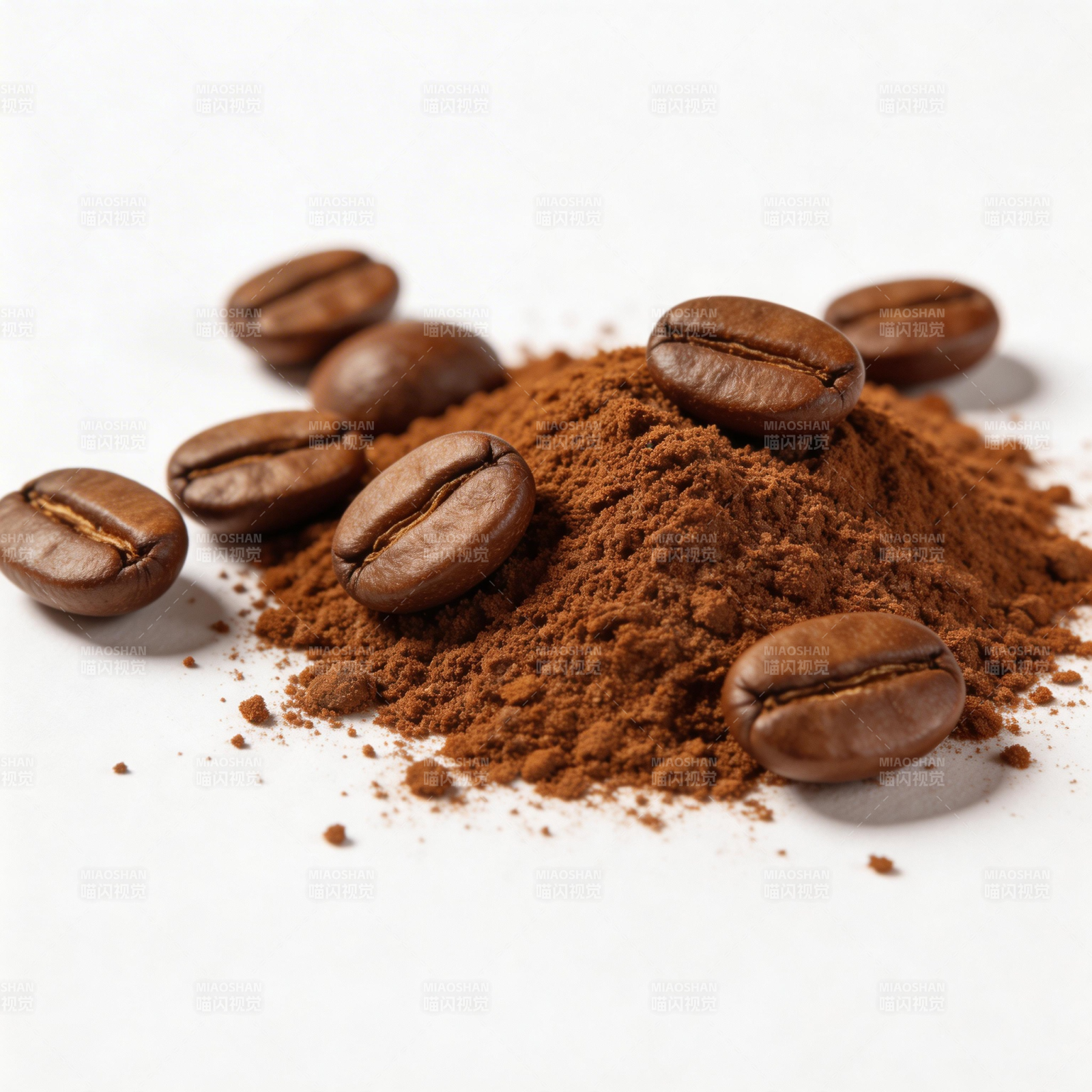 咖啡豆与研磨粉图片