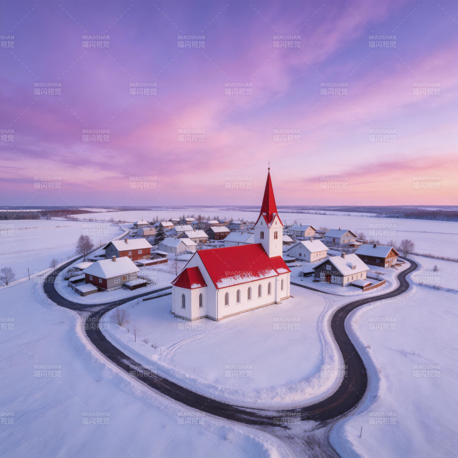 雪中教堂晨曦图片