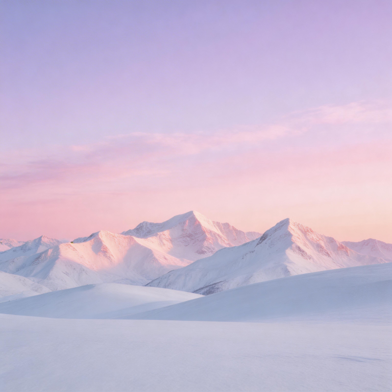 雪峰晨曦图片