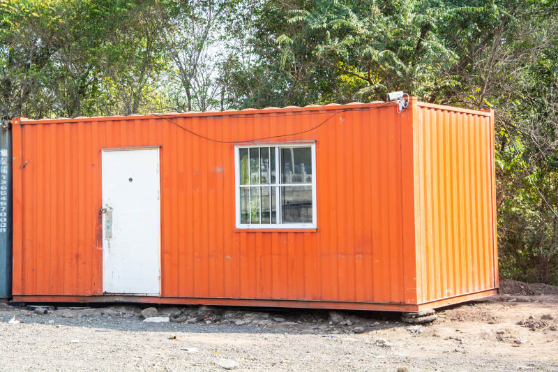 橙色集装箱小屋图片