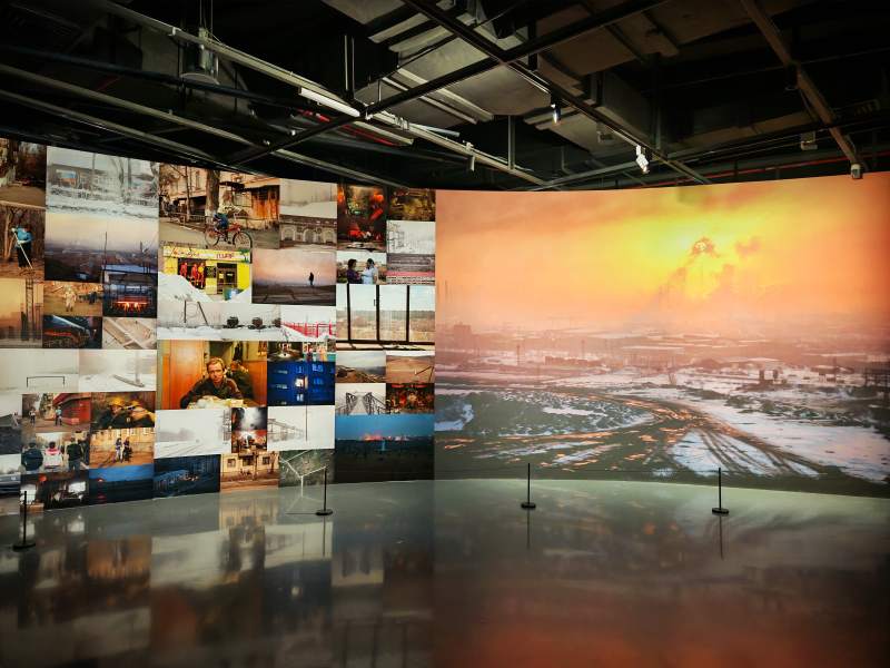 光影交织的城市画卷图片