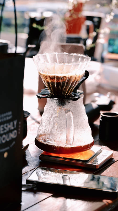 手冲咖啡香飘四溢图片