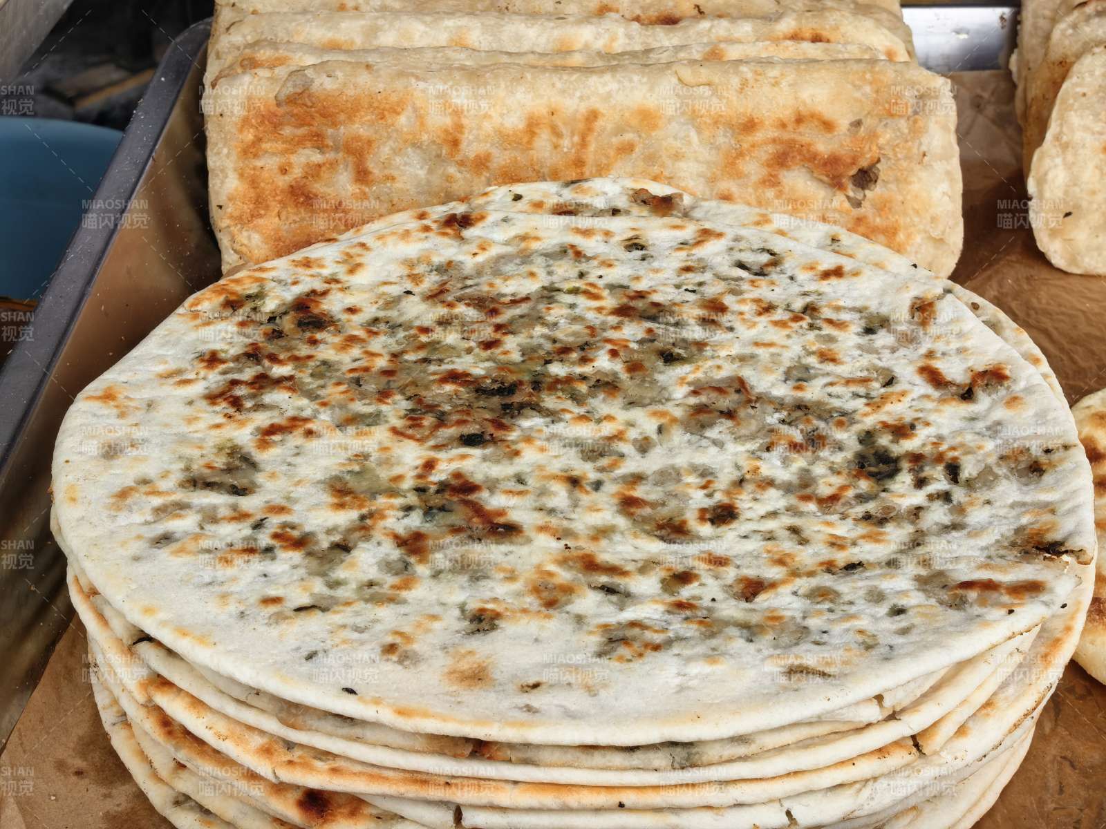 香草烤饼堆叠展示图片