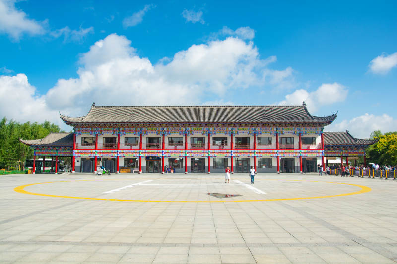 古建筑前广场图片