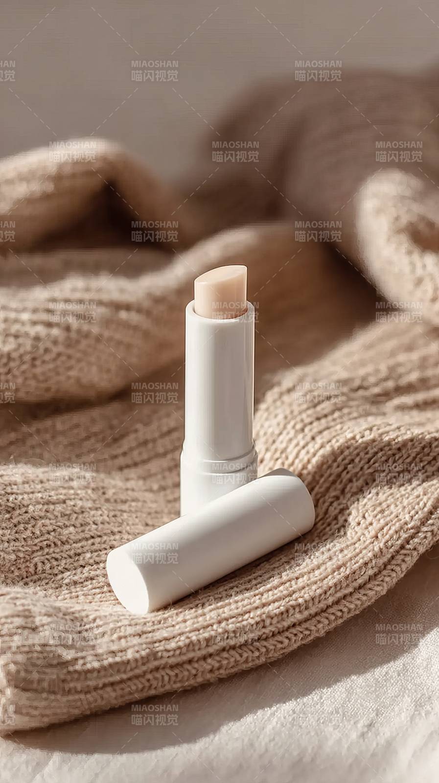 温柔唇膏 冬日暖意图片