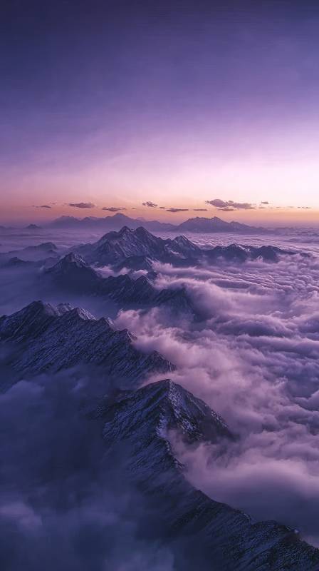 云海山巅晨曦图片