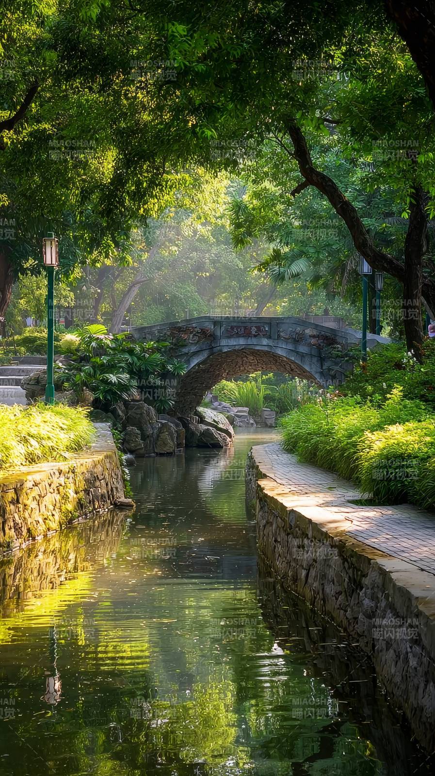 绿荫小桥流水图片