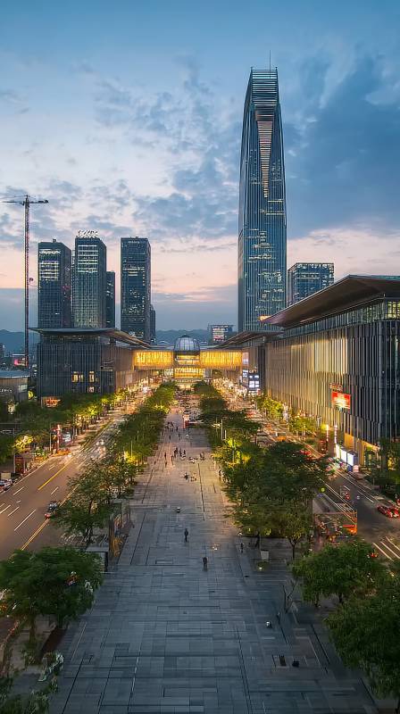 城市夜景 高楼林立图片