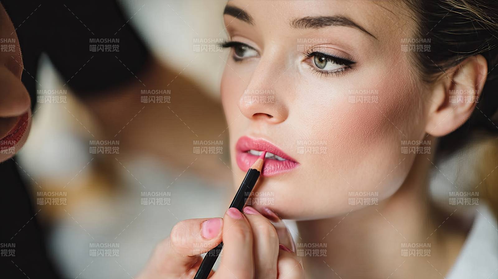 精致唇妆时刻图片