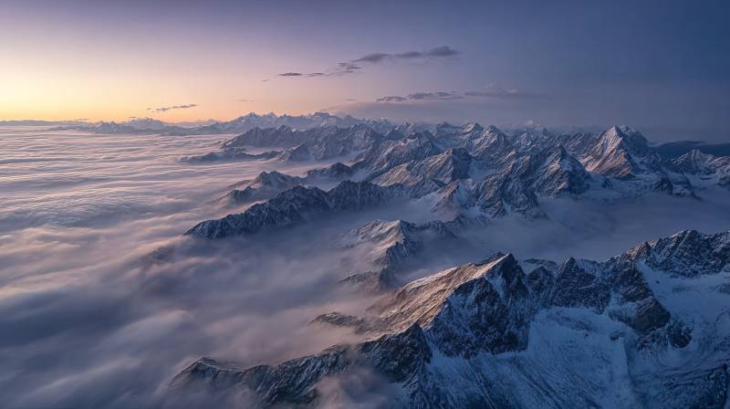 雪山云海日出图片