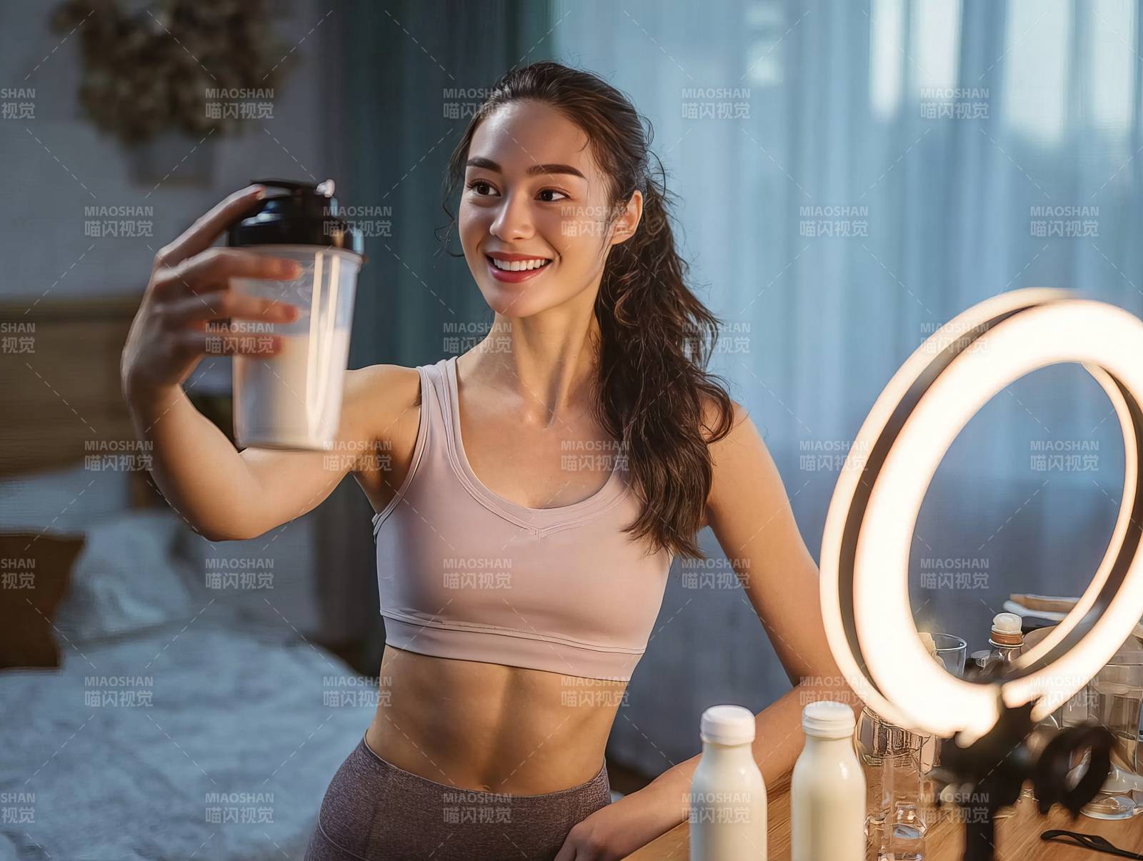 健身女孩自拍时刻图片