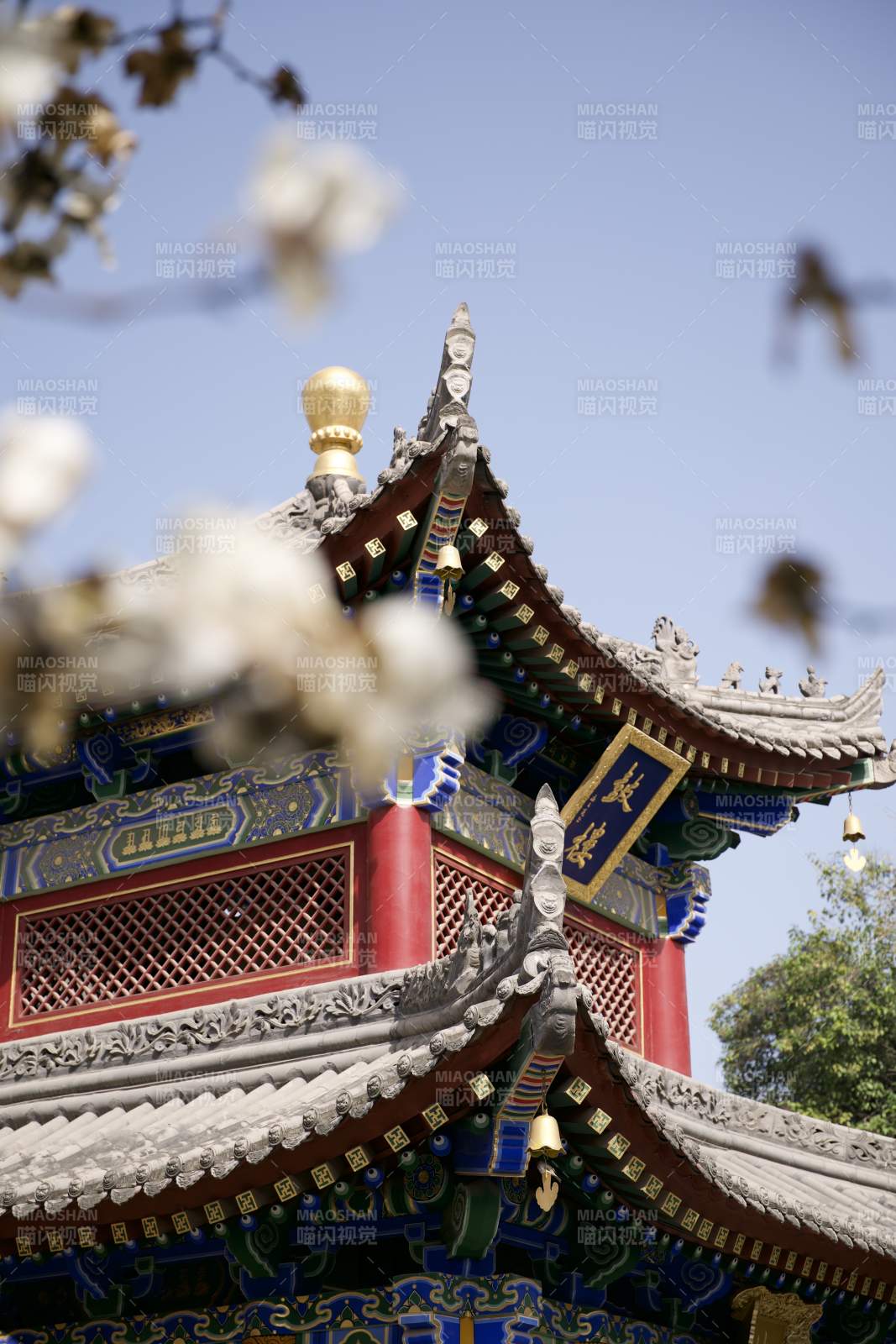 古建筑春景图片