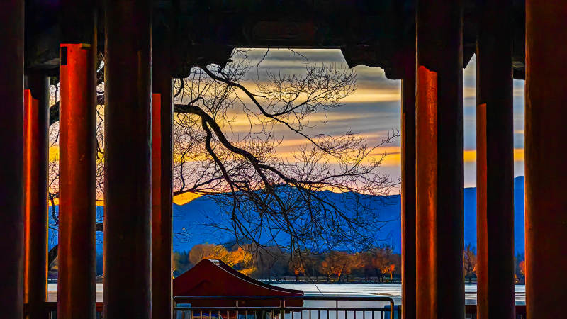 夕照山河景图片