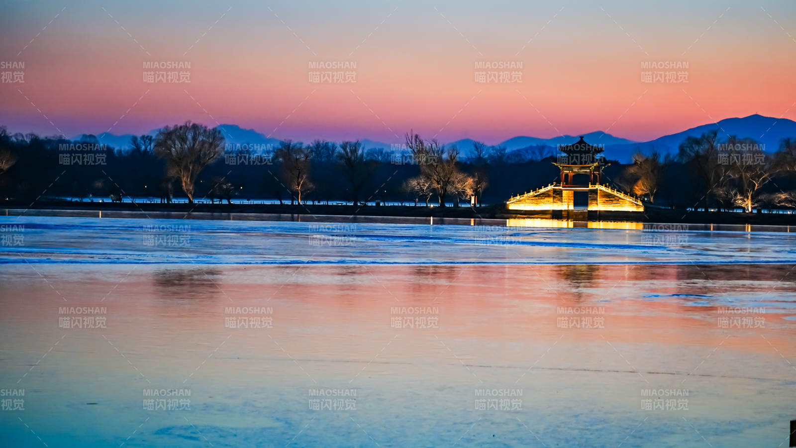 湖心亭晚照图片