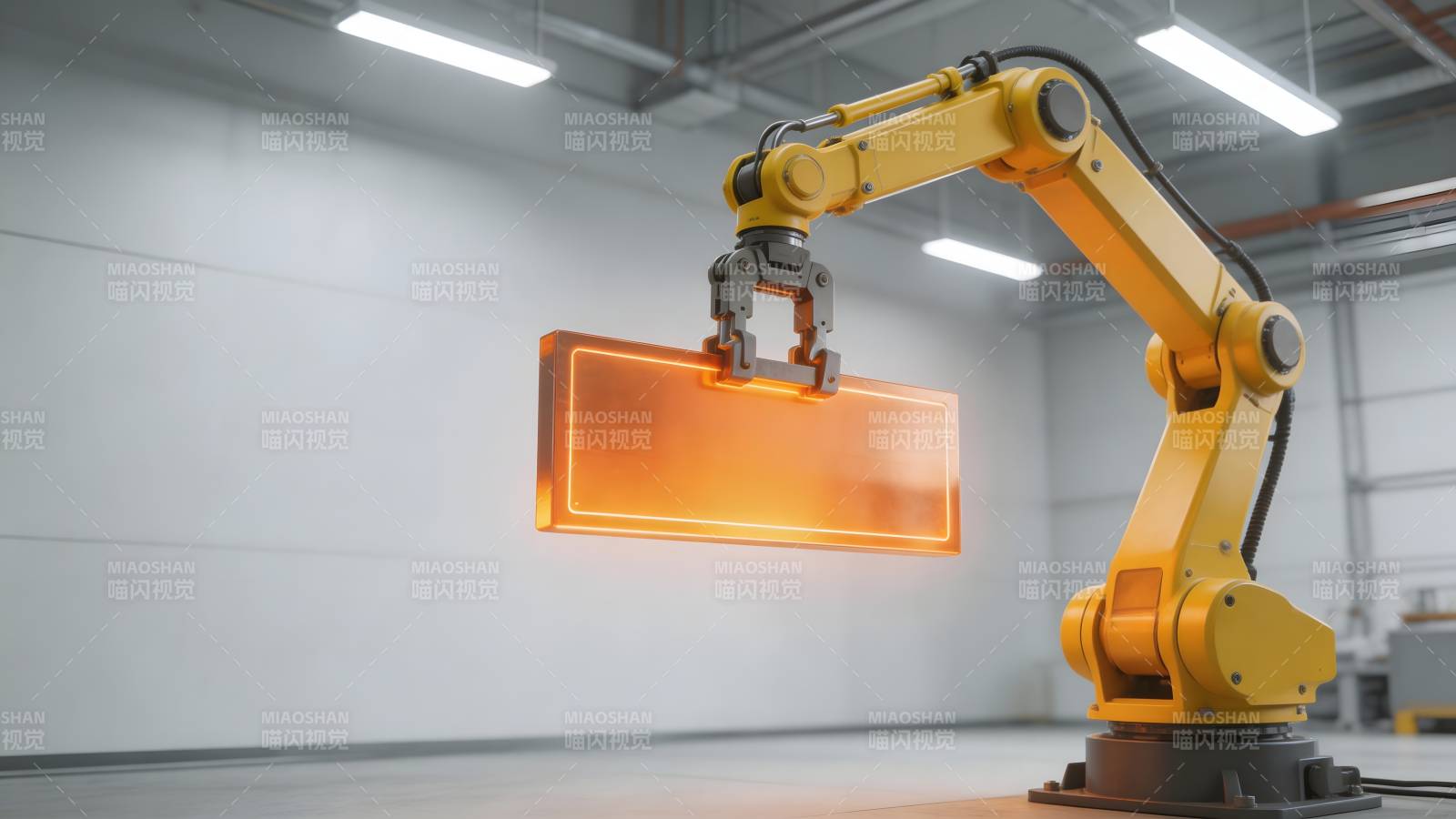 机械臂搬运发光板图片