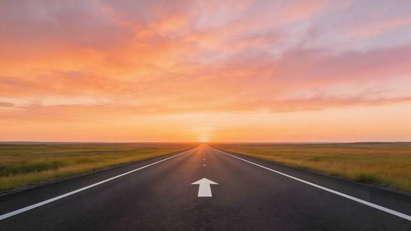 夕阳下的公路图片