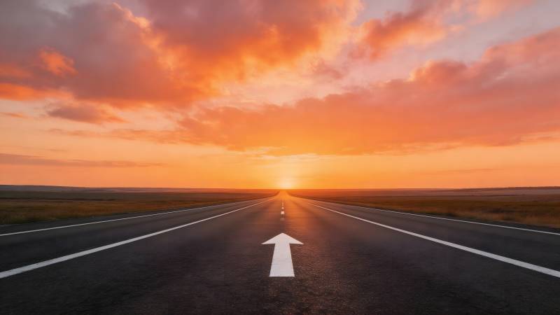 夕阳下的公路图片