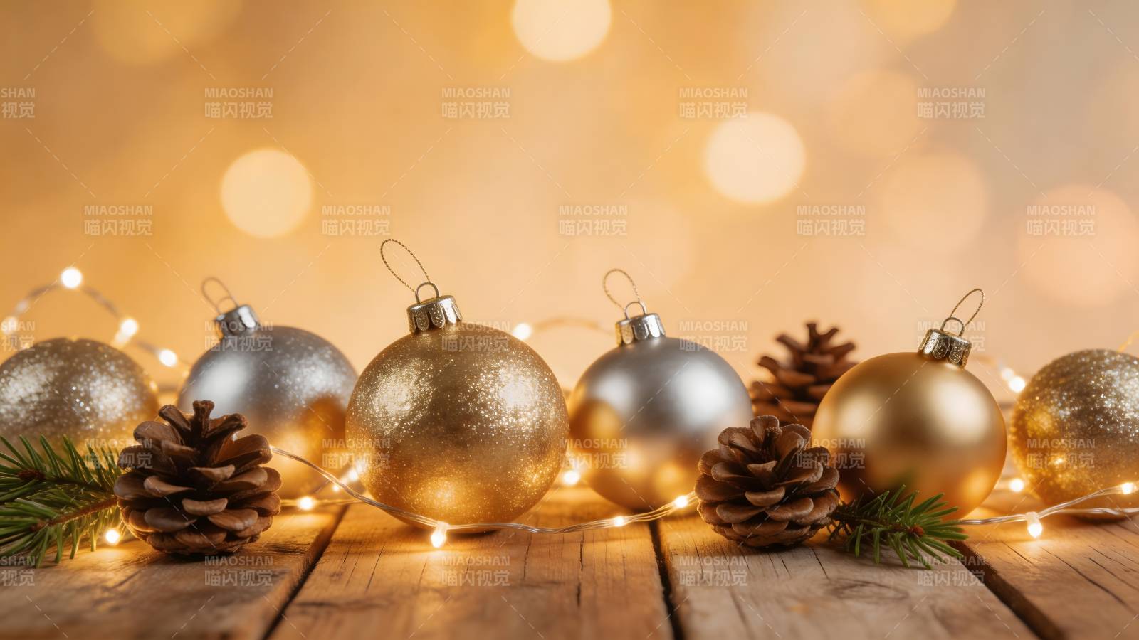 金色圣诞装饰图片