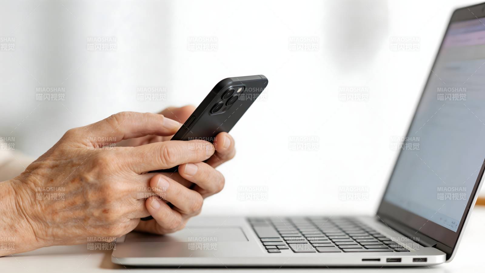 手机与笔记本共用图片