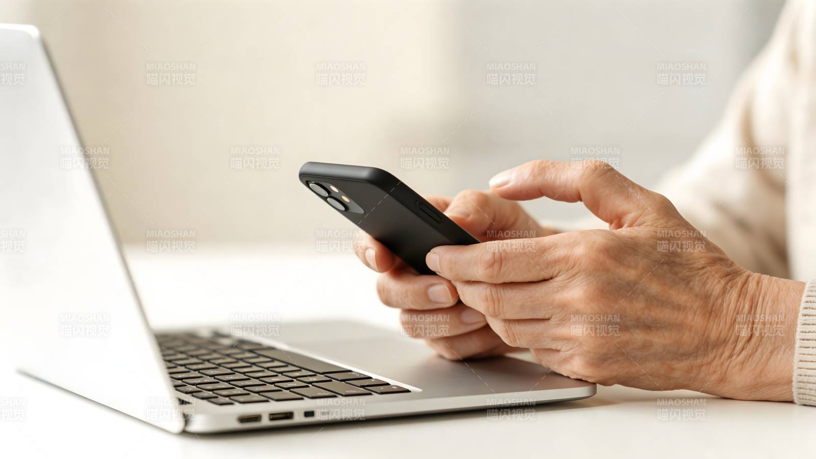 手机与笔记本共用图片