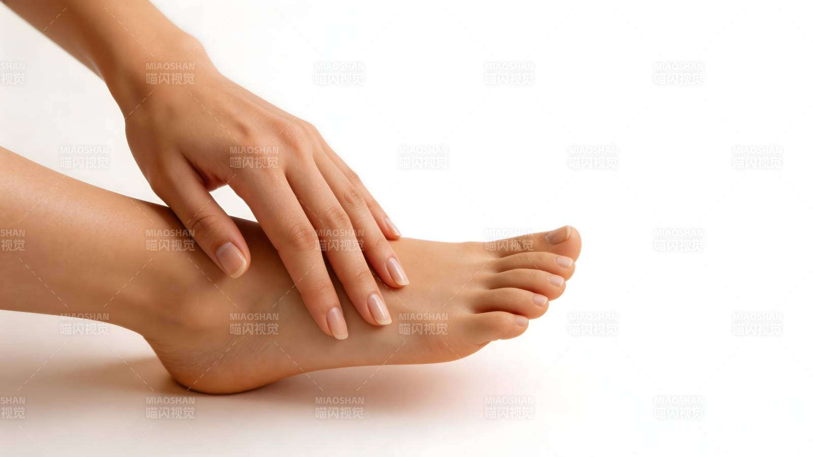 足部护理 温柔按摩图片