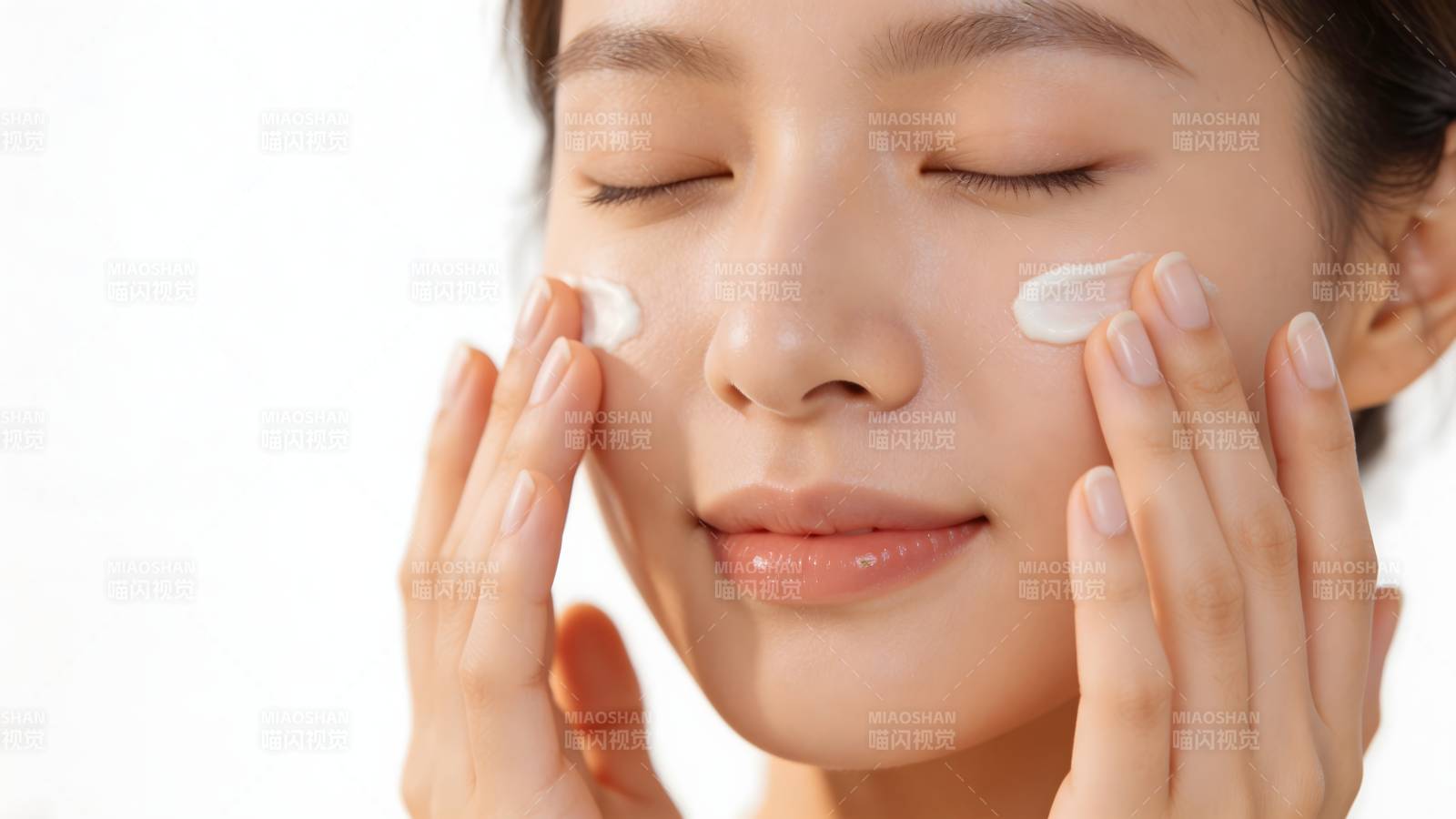 护肤保养 柔润肌肤图片