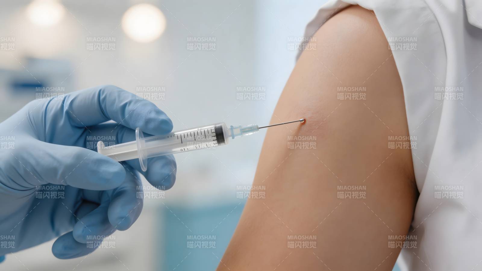 疫苗接种现场图片