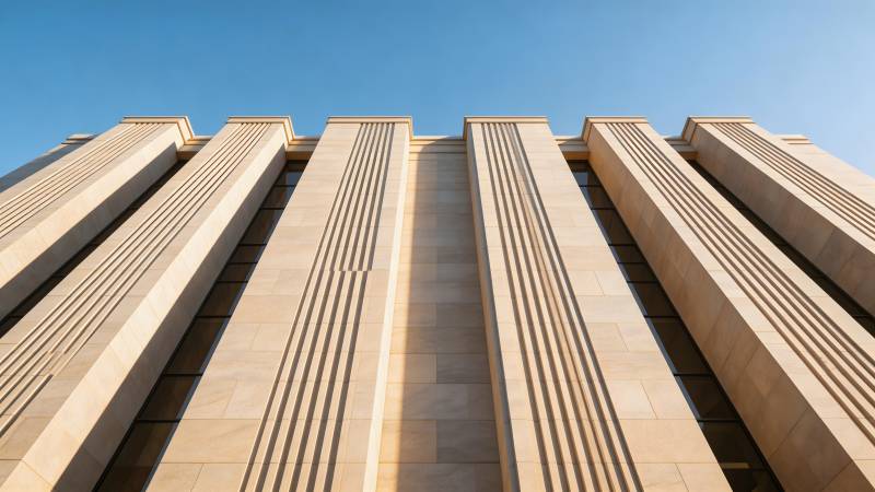 现代建筑的宏伟柱廊图片